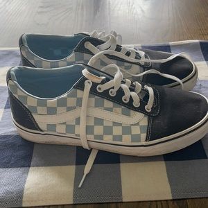 Women’s size 10 Vans